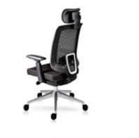 Silla Modelo Finish con cabecera negro